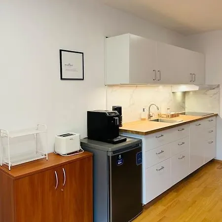 Family-Friendly Prague 5 Stay Extérieur photo